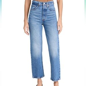 Levi’s Ribcage Straight Jean